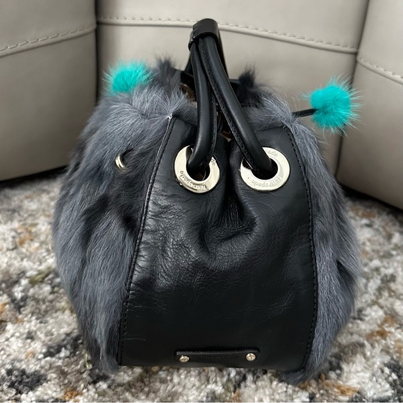 KATE SPADE RARE VINTAGE BLACK LEATHER GREY TONE FAUX FUR DRAWSTRING HANDBAG - Picture 5 of 15